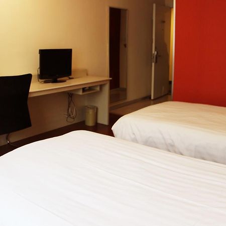 Hanting Hotel Shenyang Zhongshan Square ภายนอก รูปภาพ