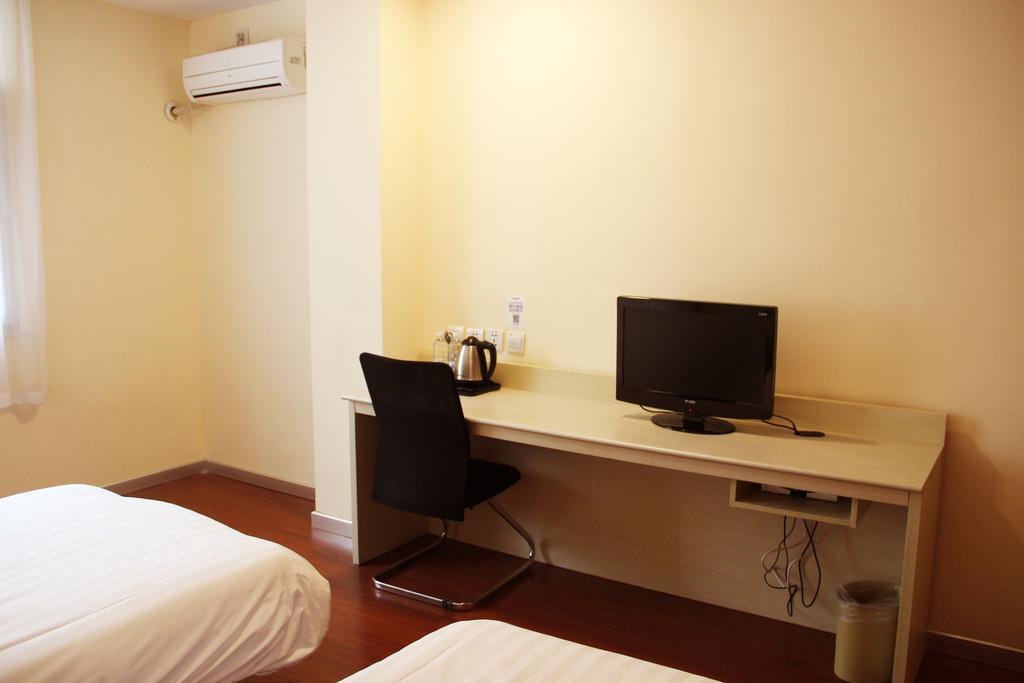 Hanting Hotel Shenyang Zhongshan Square ภายนอก รูปภาพ